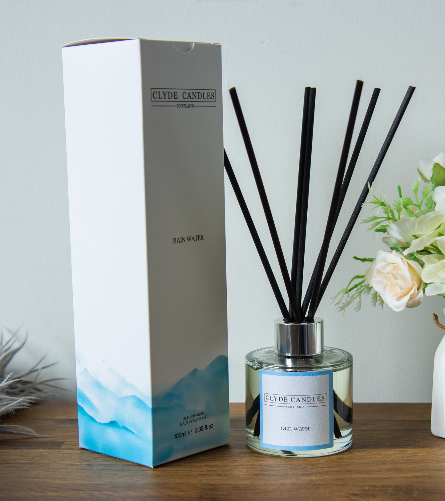 Rain Water Reed Diffuser - Clyde Candles, Luxury Diffuser Oil with a Set of 7 Fibre Sticks, 100ml, Best Aroma Scent for Home, Kitchen, Living Room, Bathroom. Fragrance Diffusers set with sticks