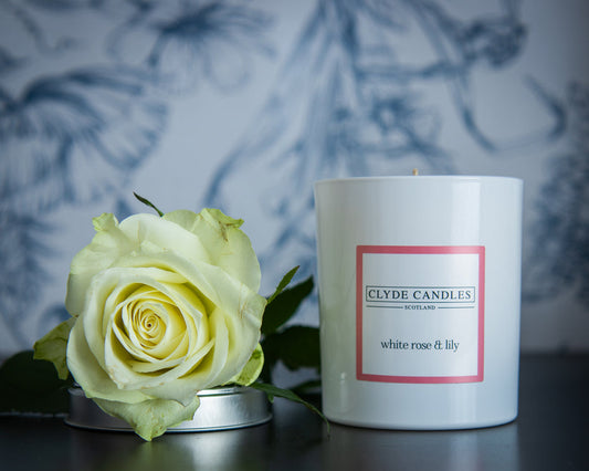 Candle gift subscription 