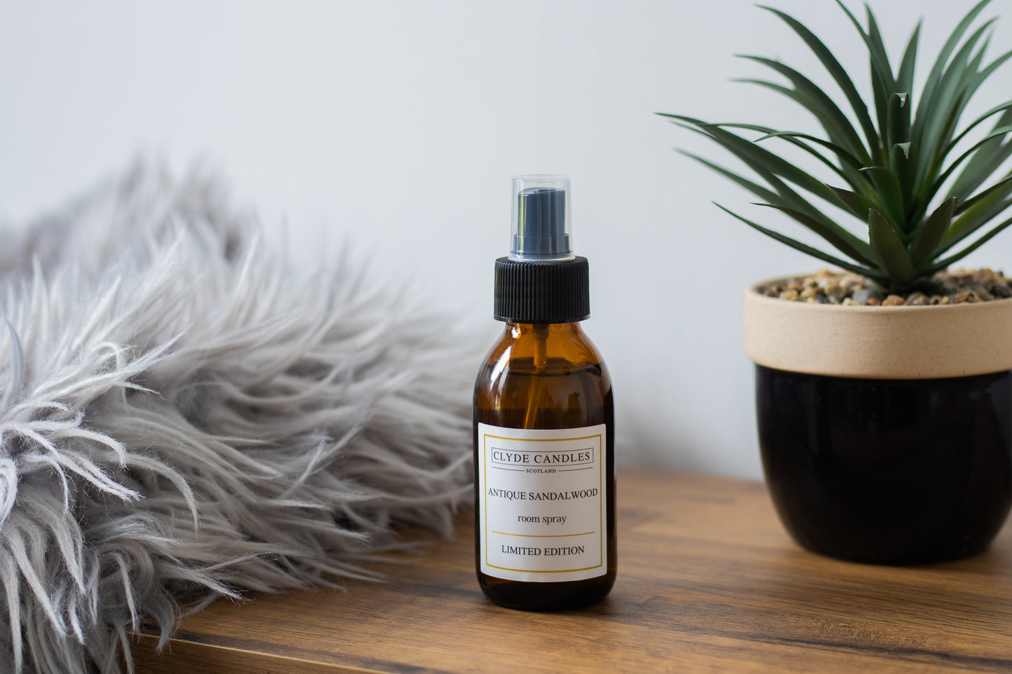 antique sandalwood room spray, room fragrance, hand made in scotland, scottish gifts