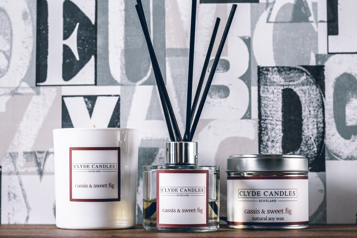 Cassis & Sweet Fig Reed Diffuser - Clyde Candles, Luxury Diffuser Oil with a Set of 7 Fibre Sticks, 100ml, Best Aroma Scent for Home, Kitchen, Living Room, Bathroom. Fragrance Diffusers set with sticks