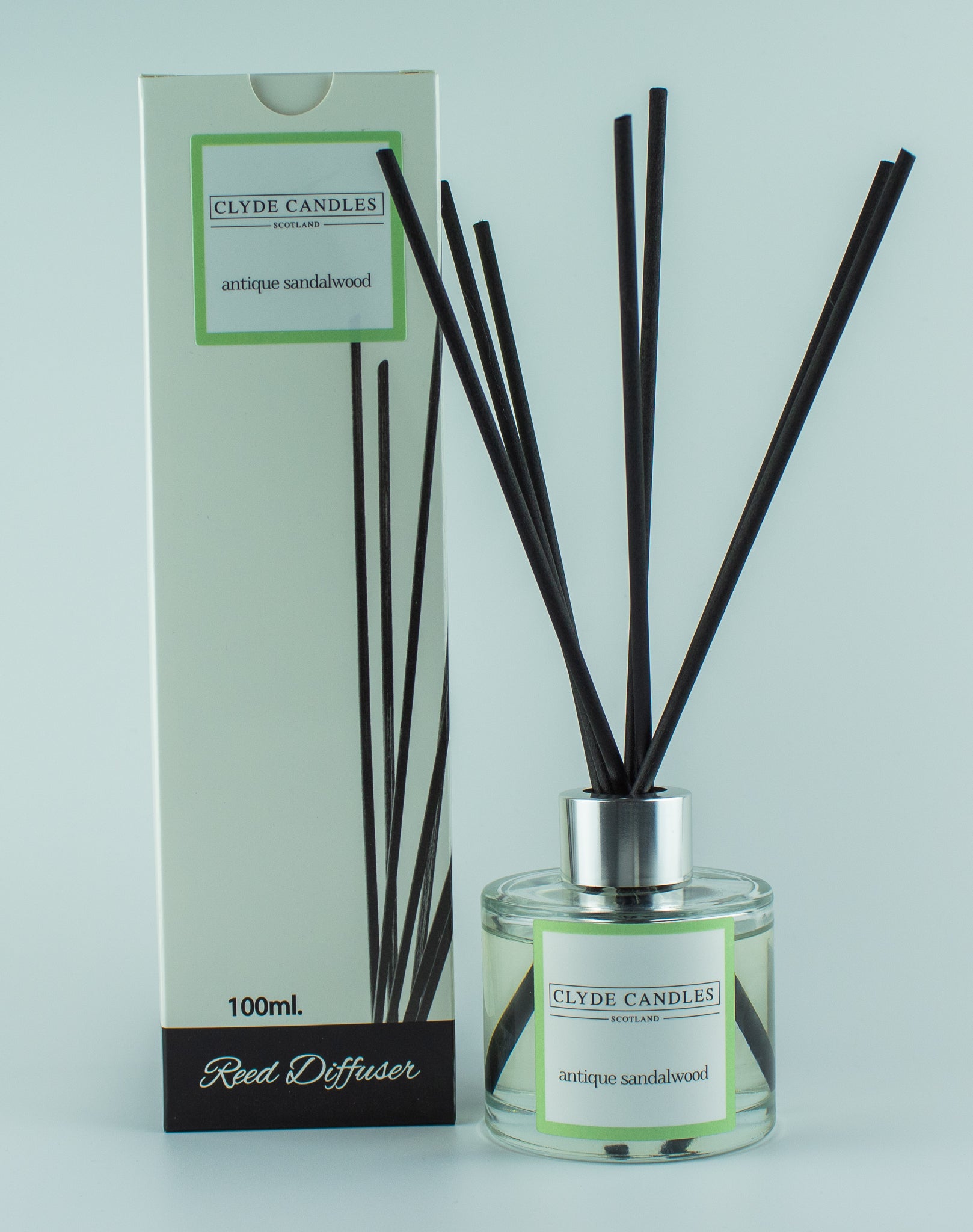 Antique Sandalwood Reed Diffuser - Clyde Candles, Luxury Diffuser Oil with a Set of 7 Fibre Sticks, 100ml, Best Aroma Scent for Home, Kitchen, Living Room, Bathroom. Fragrance Diffusers set with sticks, office gifts, masculine scents